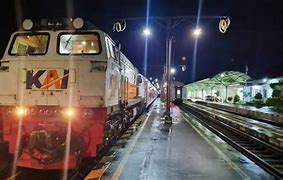 Kereta Berangkat Malam